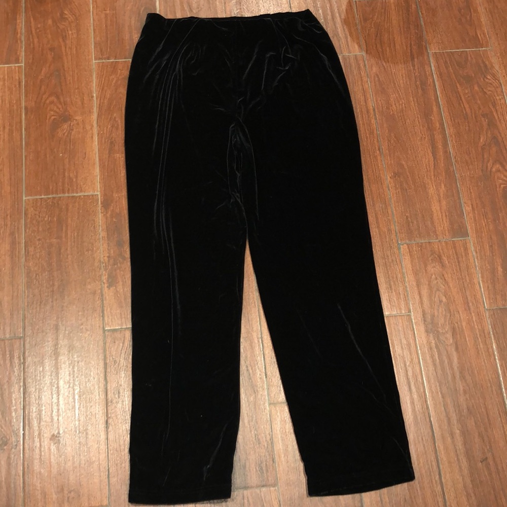 New Addition Maternity Black Velvet Pants. M
